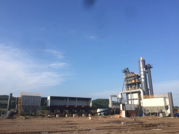 lb2000型瀝青攪拌站